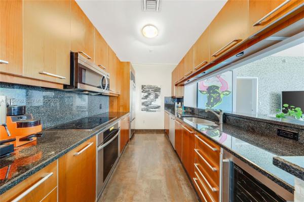 Carbonell, 901 Brickell Key Blvd #3002, Miami, Florida 33131, image 1