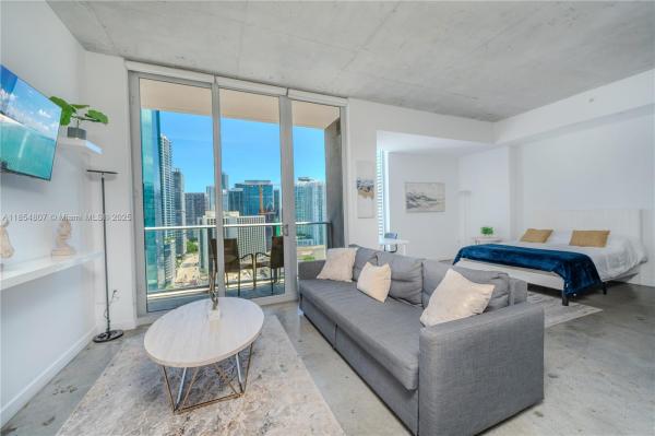 Centro, 151 SE 1st St #2303, Miami, Florida 33131, image 1