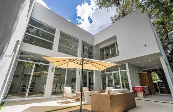5720 SW 24 St, Unincorporated Dade County, Florida 33155, image 1