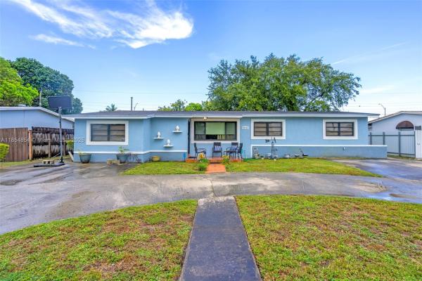 Carol City, 19211 NW 37th Ct, Miami Gardens, Florida 33055, image 1