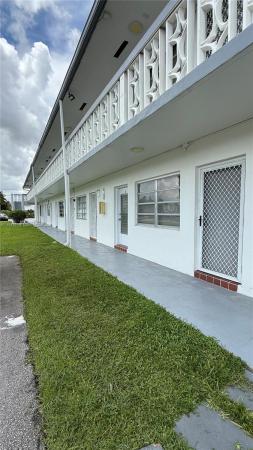 Romont Gardens Andover, 11 NE 204 St 6, Miami Gardens, Florida 33179, image 1