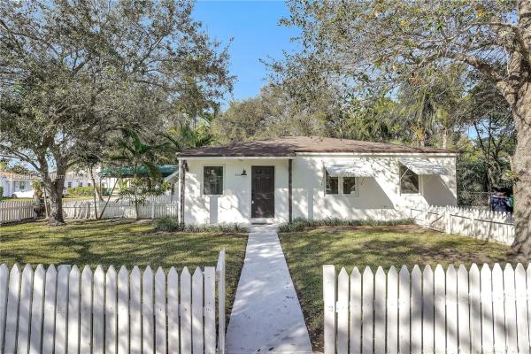 5985 SW 41st St #Front, Unincorporated Dade County, Florida 33155, image 1