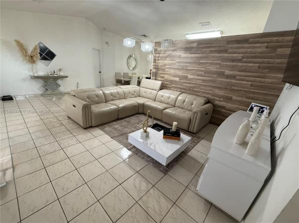 18800 NW 84th Ave, Hialeah, Florida 33015, image 1
