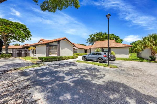15225 SW 45th Ter #F-49, Miami, Florida 33185, image 1