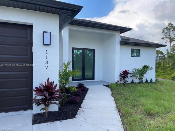 Lehigh Acres Residential, 1137 Damen St E, Lehigh Acres, Florida 33974, image 1