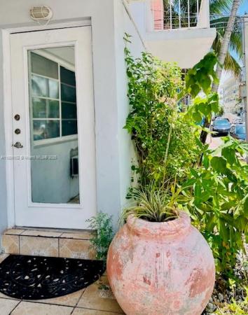 Waterside, 4201 Indian Creek Dr 5, Miami Beach, Florida 33140, image 1