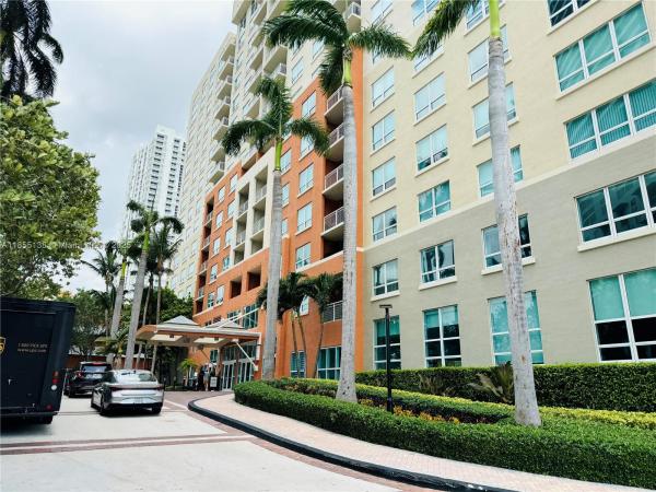 Cite On The Bay West, 2001 Biscayne Blvd #3411, Miami, Florida 33137, image 1