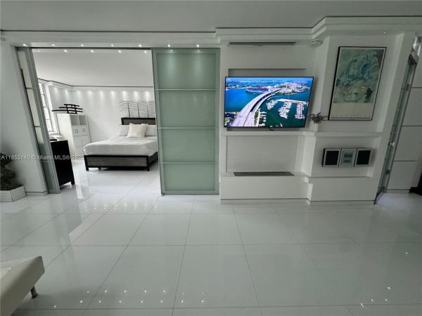 Aquasol, 6770 Indian Creek Dr #5-S, Miami Beach, Florida 33141, image 2