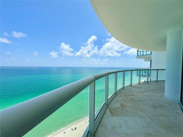 Akoya, 6365 Collins Ave #2802, Miami Beach, Florida 33141, image 1