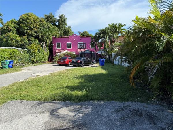 Ohio Grove, 2134 SW 11th St, Miami, Florida 33135, image 1