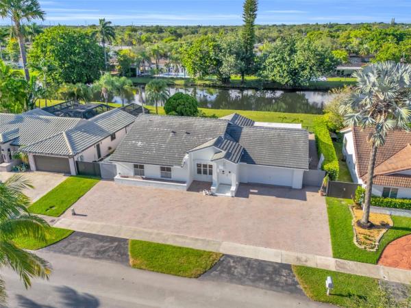 8520 SW 83rd St, Miami, Florida 33143, image 1