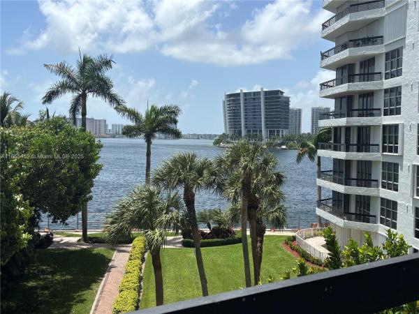Mystic Pointe Tower 300, 3600 Mystic Pointe Dr #414, Aventura, Florida 33180, image 1
