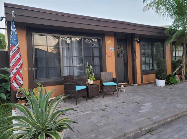 Cedarwoods At Pembroke Lakes, 1881 Phoenix Ave #1881, Pembroke Pines, Florida 33026, image 1