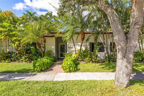 Belle Meade, 7630 NE 8th Ave, Miami, Florida 33138, image 1