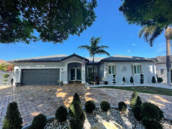 Oak Place, 15957 NW 77th Pl 0, Miami Lakes, Florida 33016, image 1