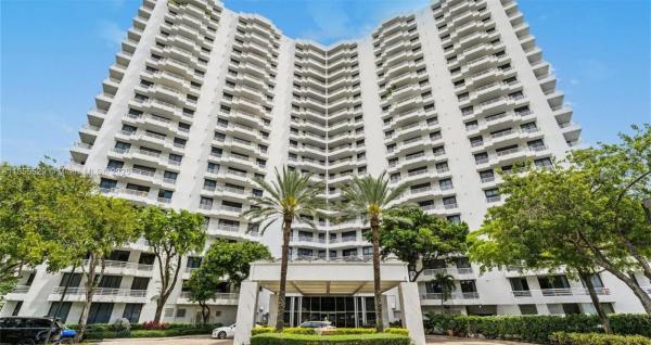 Parc Central Aventura East, 3300 NE 192 St 214, Aventura, Florida 33180, image 1