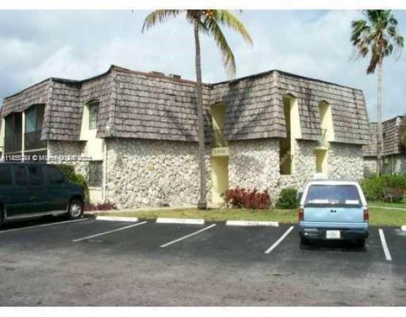 Oakland Shores, 3123 Oakland Shores Dr #D211, Oakland Park, Florida 33309, image 1
