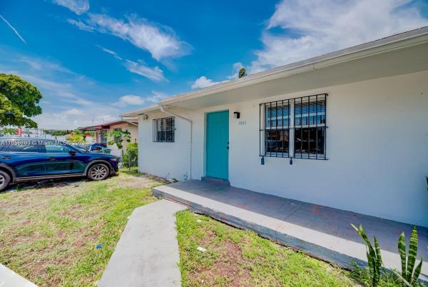 2151 NW 103rd St #2153, Unincorporated Dade County, Florida 33147, image 1
