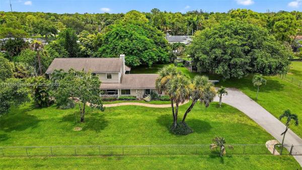 Palm Beach Ranchettes, 9435 El Paso Dr, Lake Worth Beach, Florida 33467, image 1