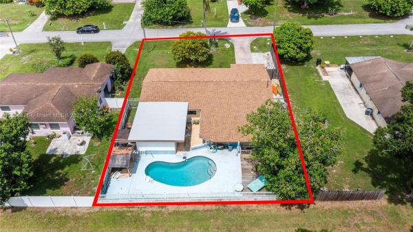 Orange Blossom Estates, 2404 Kelly Ct, Fort Pierce, Florida 34982, image 1
