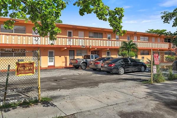 19000 NE 3 Ct 405, Unincorporated Dade County, Florida 33179, image 1