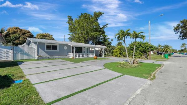 Miramar Tropical, 2410 Gulfstream Dr, Miramar, Florida 33023, image 1