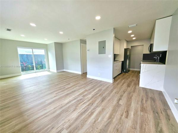 Collier Manor, 2865 NE 13th Ave, Pompano Beach, Florida 33064, image 1