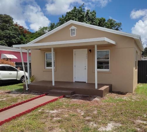 860 NW 118th St, Miami, Florida 33168, image 1