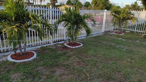 Gratigny Park, 860 NW 118th St, Pinewood, Florida 33168, image 3