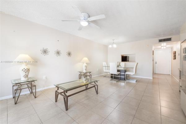 10625 SW 112th Ave #313, Unincorporated Dade County, Florida 33176, image 1