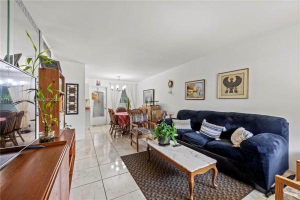 2320 Jackson St #6, Hollywood, Florida 33020, image 1