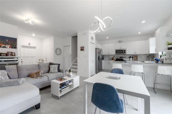 561 NW 204th St, Miami, Florida 33169, image 1