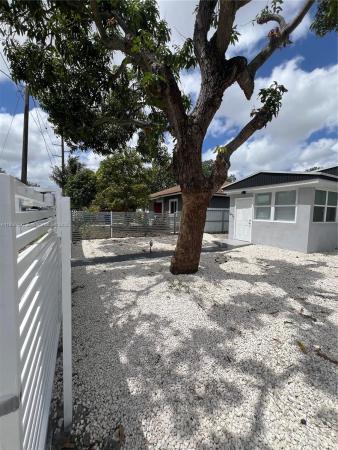 Gladeside Park, 1475 NW 83rd St, West Little River, Florida 33147, image 3