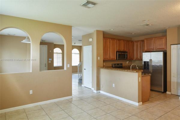 27910 SW 140th Ave, Unincorporated Dade County, Florida 33032, image 1