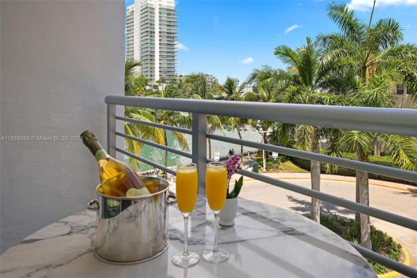 Lincoln Bay Towers, 1450 Lincoln Rd 403, Miami Beach, Florida 33139, image 1