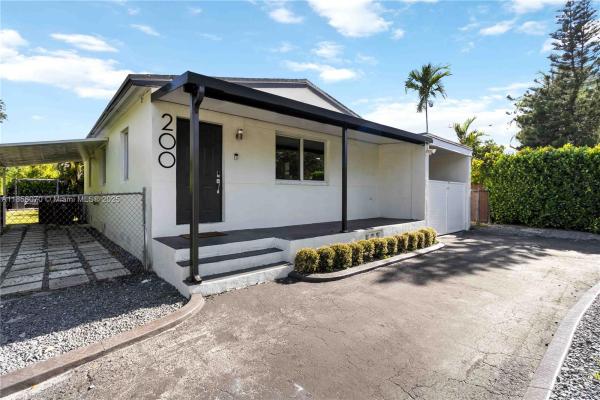 200 NW 134th St, Miami, Florida 33168, image 1