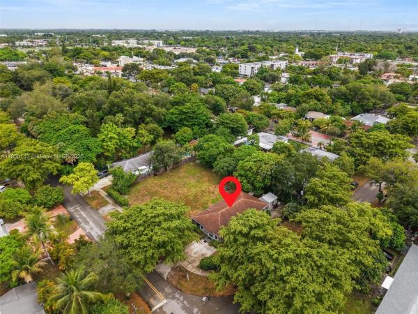 Irons Manor, 1081 NE 132nd St, North Miami, Florida 33161, image 1
