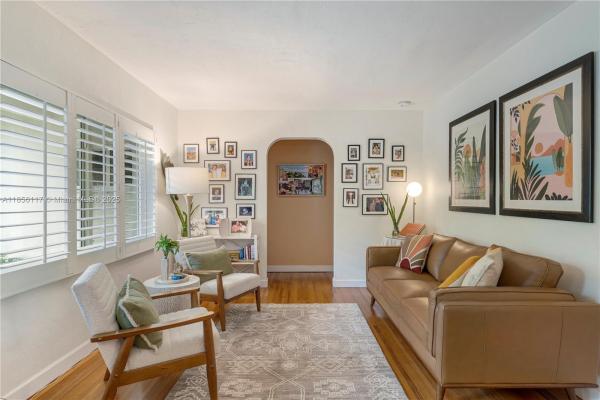 Coral Villas, 6200 SW 34th St, Coral Terrace, Florida 33155, image 2