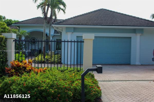 15255 SW 80th Ave, Palmetto Bay, Florida 33157, image 1