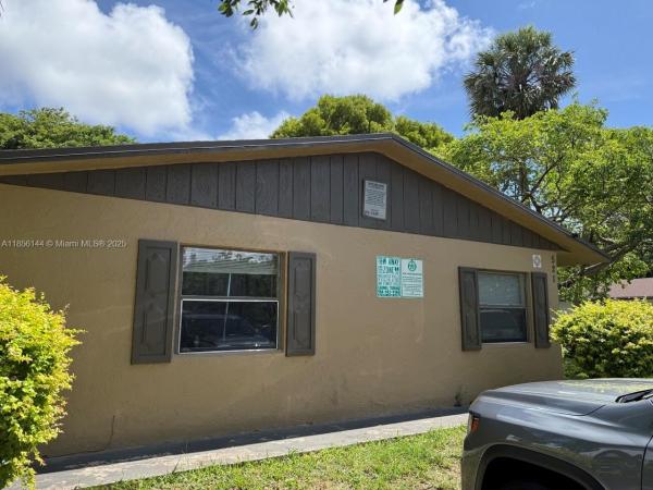 Avondale, 521 SW 2nd Ct, Pompano Beach, Florida 33060, image 1