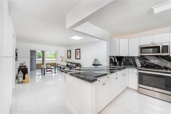 7850 Camino Real O-117, Miami, Florida 33143, image 1