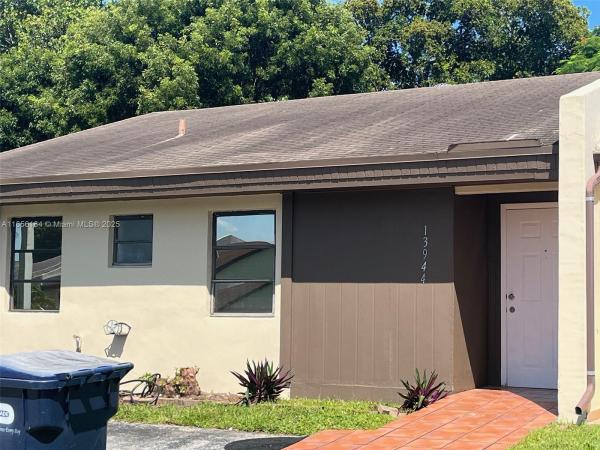 Bent Tree Center, 13944 SW 52nd Ln, Kendale Lakes, Florida 33175, image 3