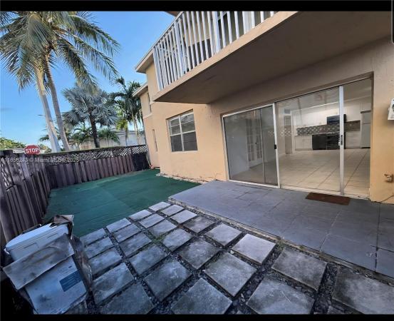 Doral, Florida 33166, image 1