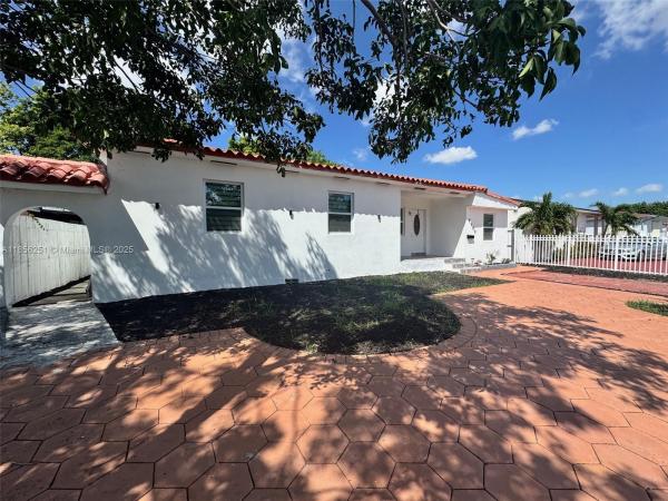 8900 NW 33rd Avenue Rd, Miami, Florida 33147, image 1