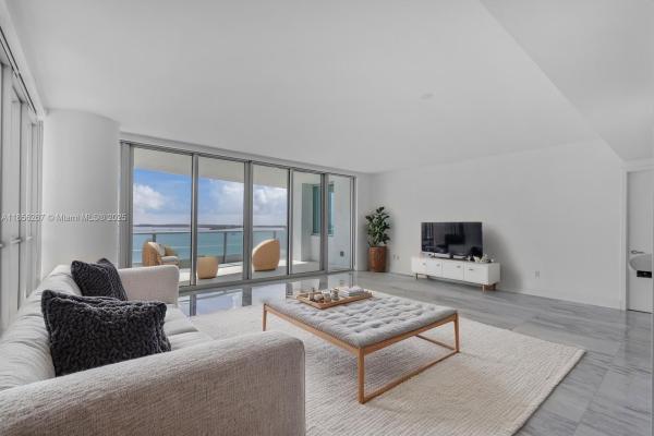 Jade Residences At Brickell Bay, 1331 Brickell Bay Dr #1201, Miami, Florida 33131, image 2