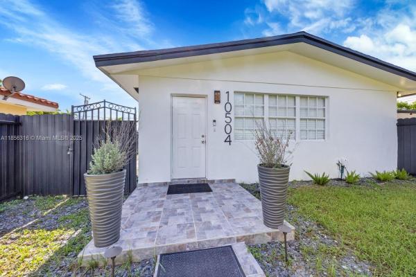 Stalcup Manor, 10504 SW 77th Ct, Pinecrest, Florida 33156, image 3