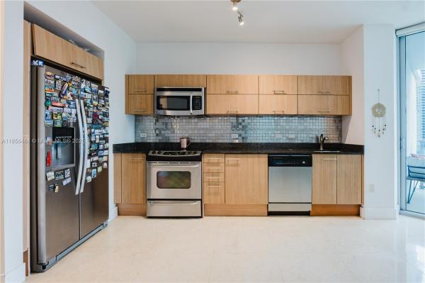 Wind, 350 S Miami Ave 1814, Miami, Florida 33130, image 1