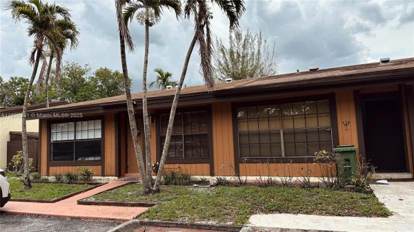 Cedarwoods At Pembroke Lakes, 10680 Cherry Ave, Pembroke Pines, Florida 33026, image 1