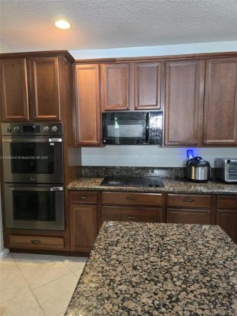 Mandarin Lakes, 13994 SW 278th St, Naranja, Florida 33032, image 2