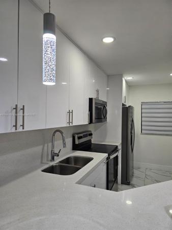 Hialeah, Florida 33016, image 1